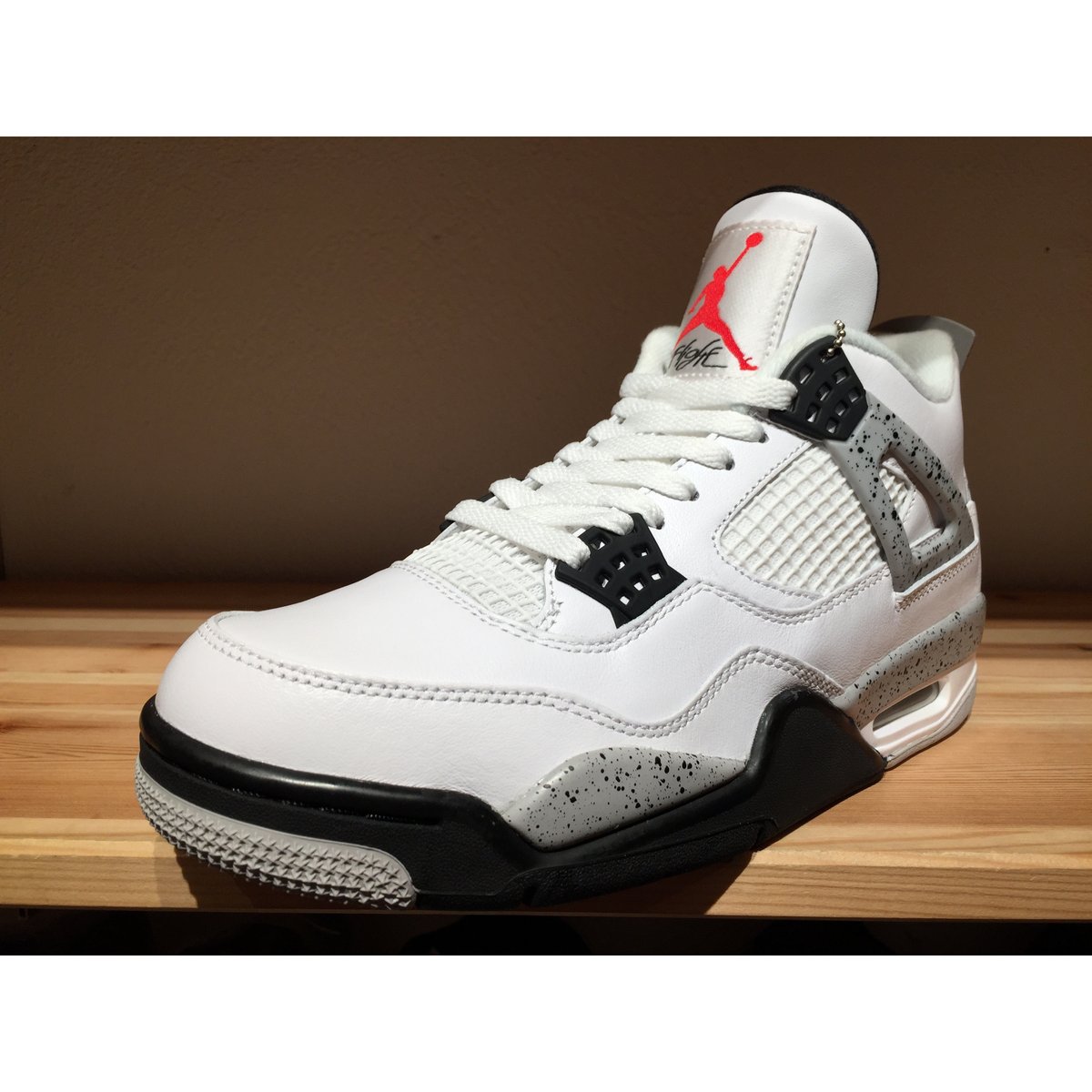 Retro 4 deals concrete