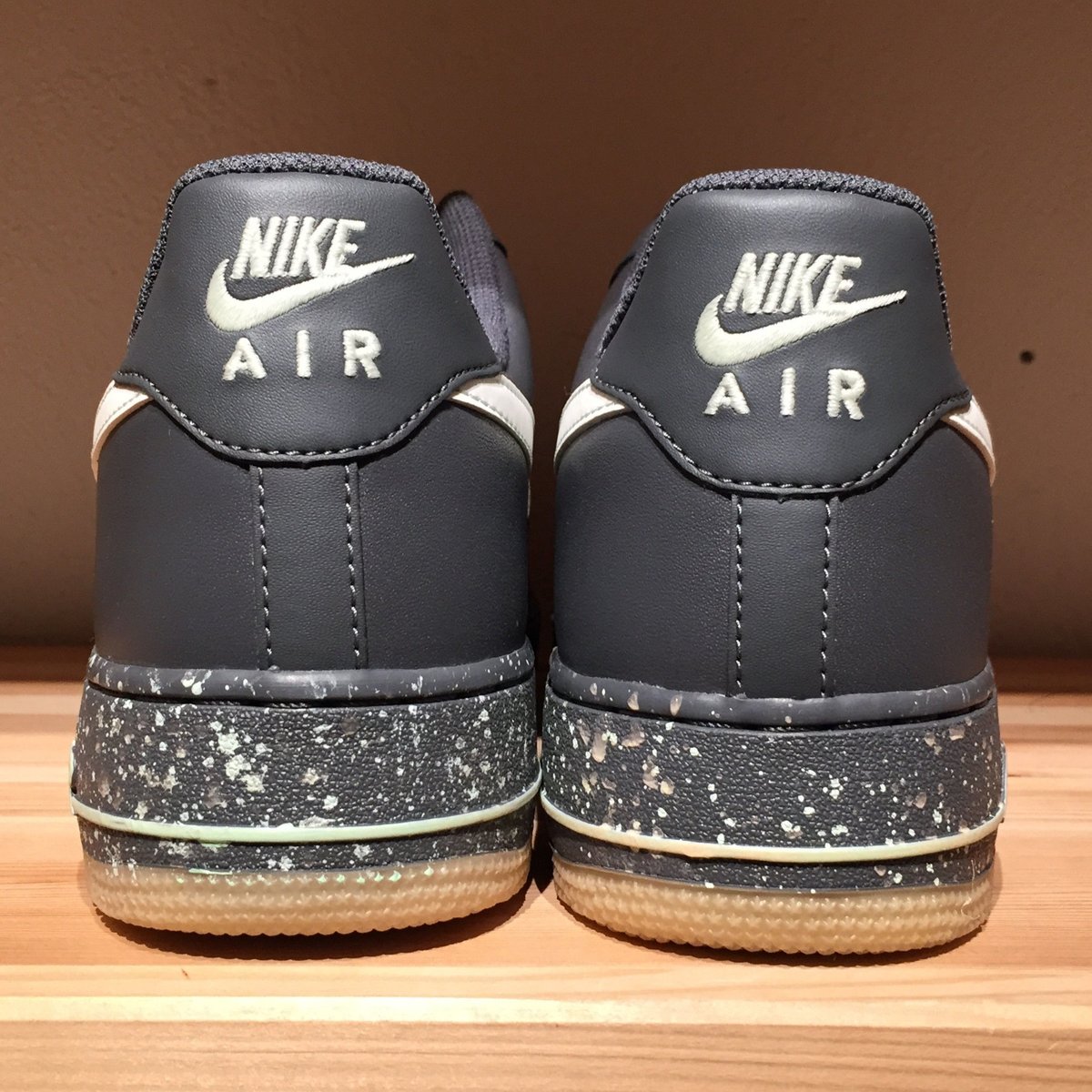 ☆日本未発売 - NIKE AIR FORCE 1 | 9H9H NAHANAHA