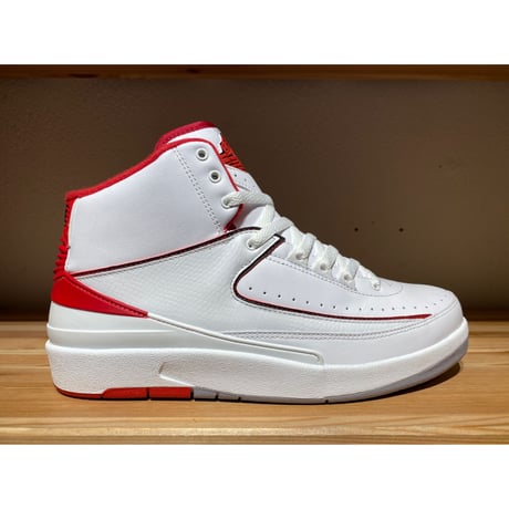 NIKE AIR JORDAN 2 RETRO
