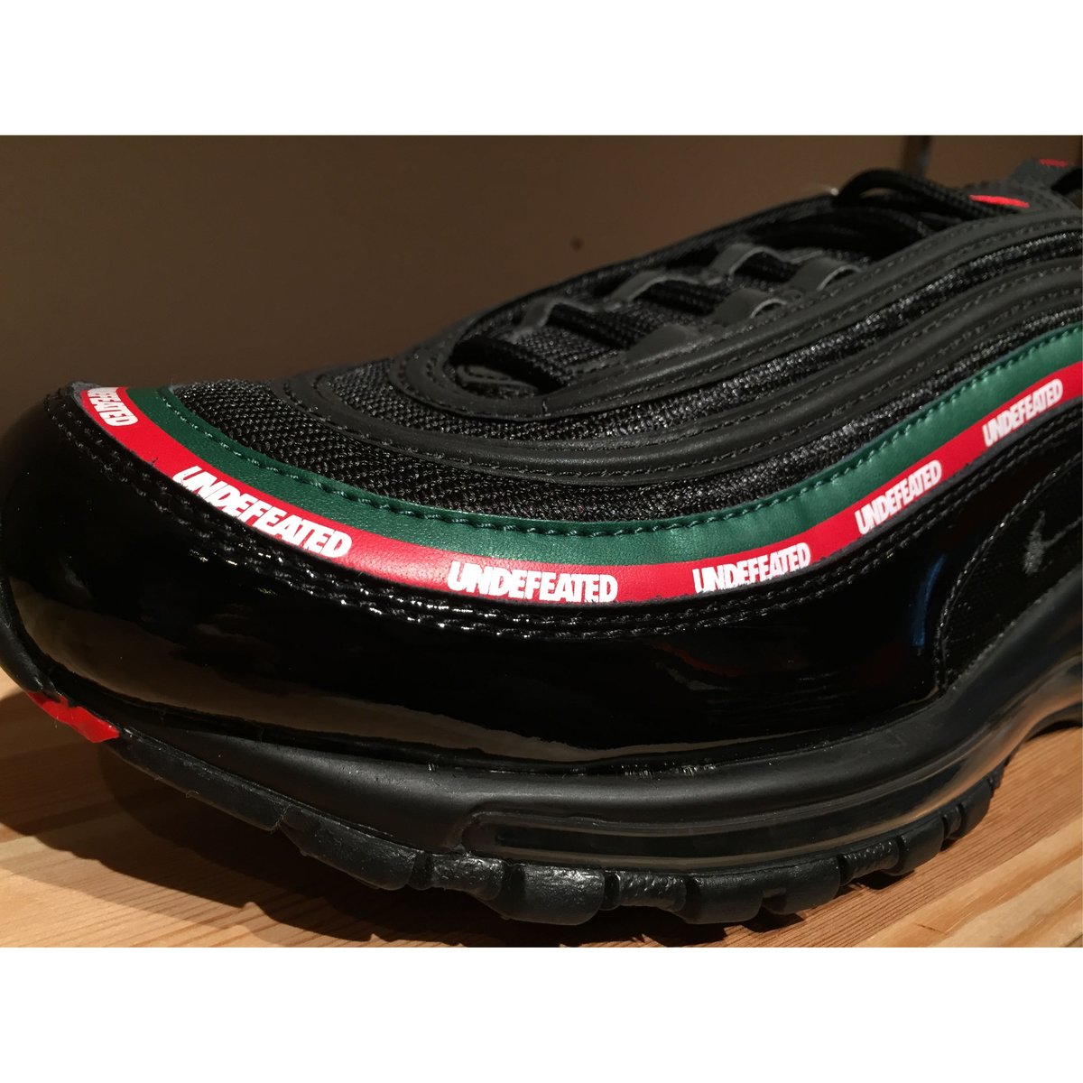 ☆UNDEFEATEDコラボ - NIKE AIR MAX 97 OG / UNDFTD | 