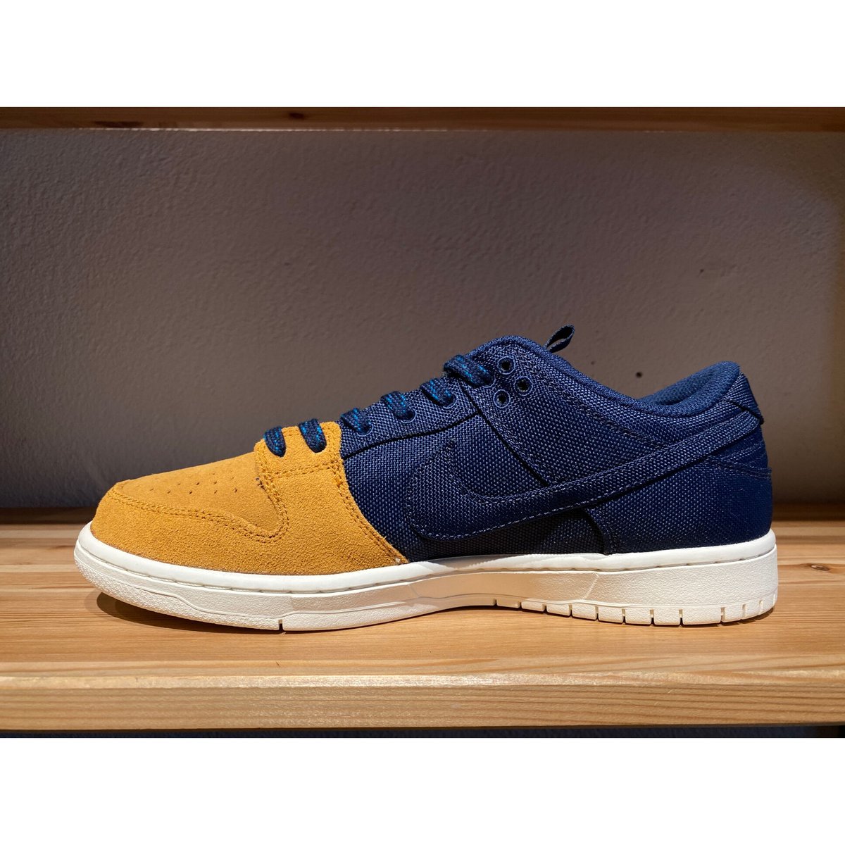 靴 Nike SB Dunk Low Pro PRM NIKE SB DUNK LOW PRO PRM FIR/WHITE-UNIVERSITY | 東京の