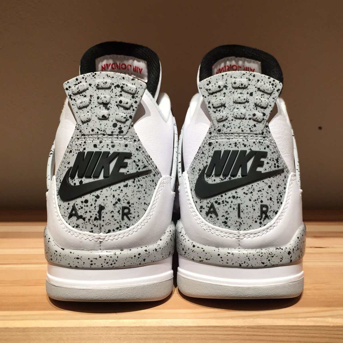 Air jordan clearance 4 white