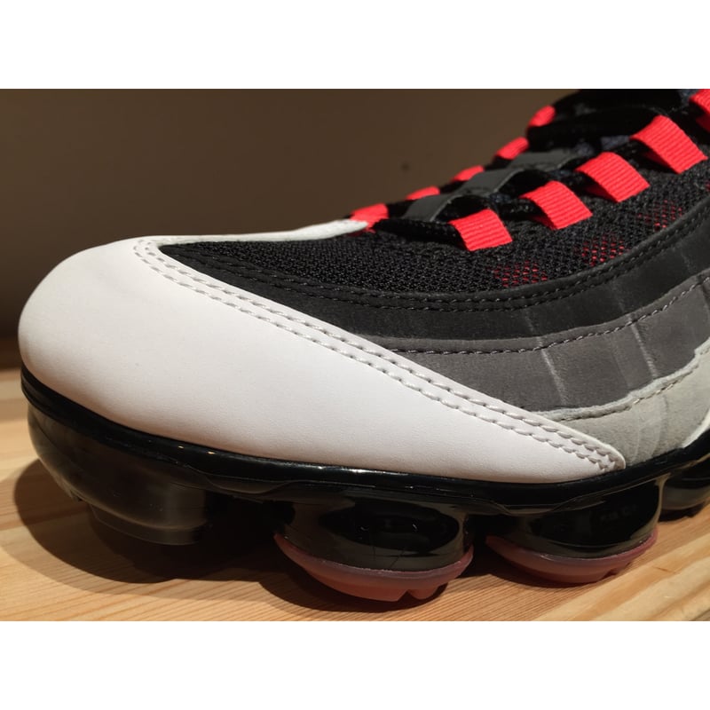 NIKE AIR VAPORMAX '95 | 9H9H NAHANAHA