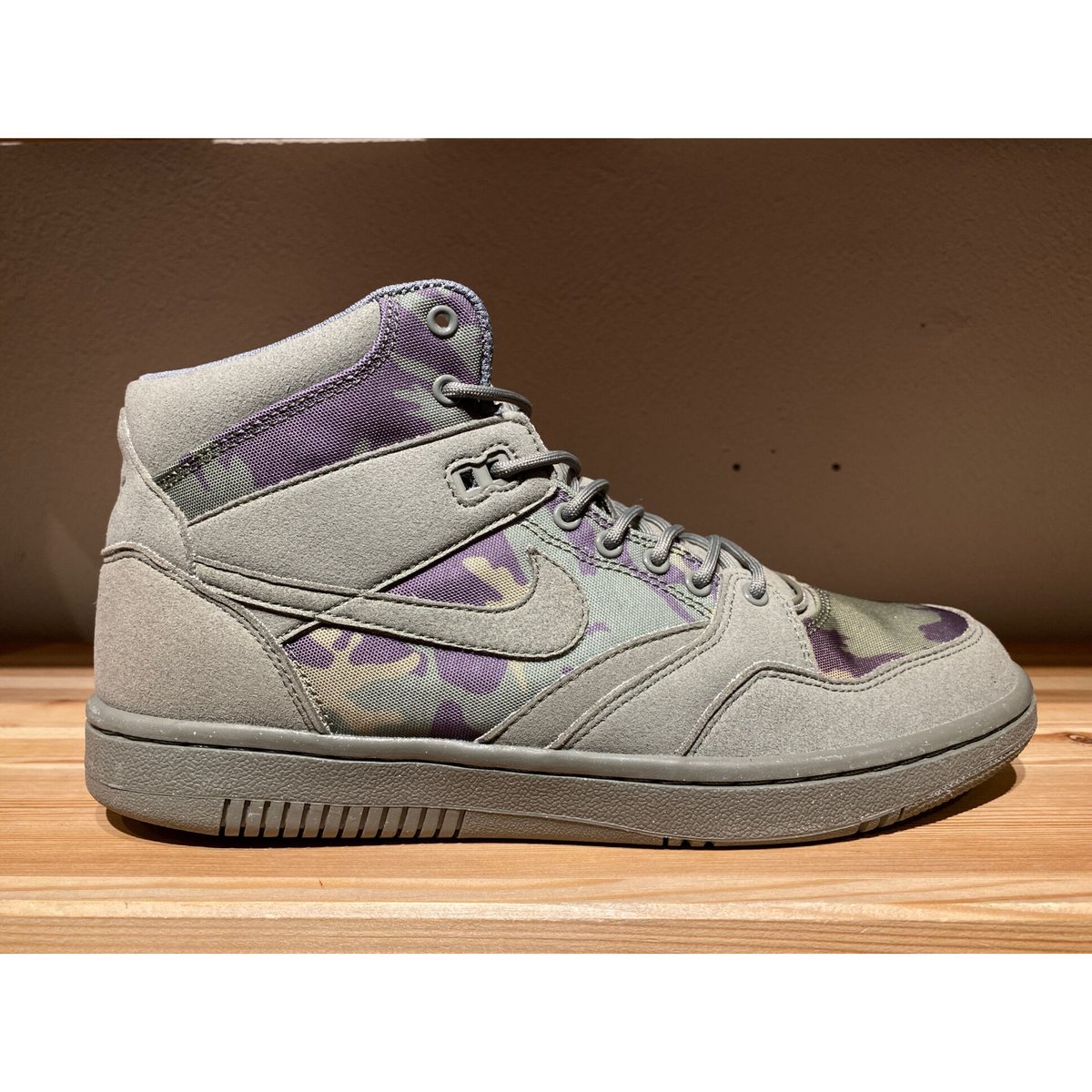 NIKE STUSSY コラボ シューズ 未使用 Stussy × Nike Air Force 1 Mid 