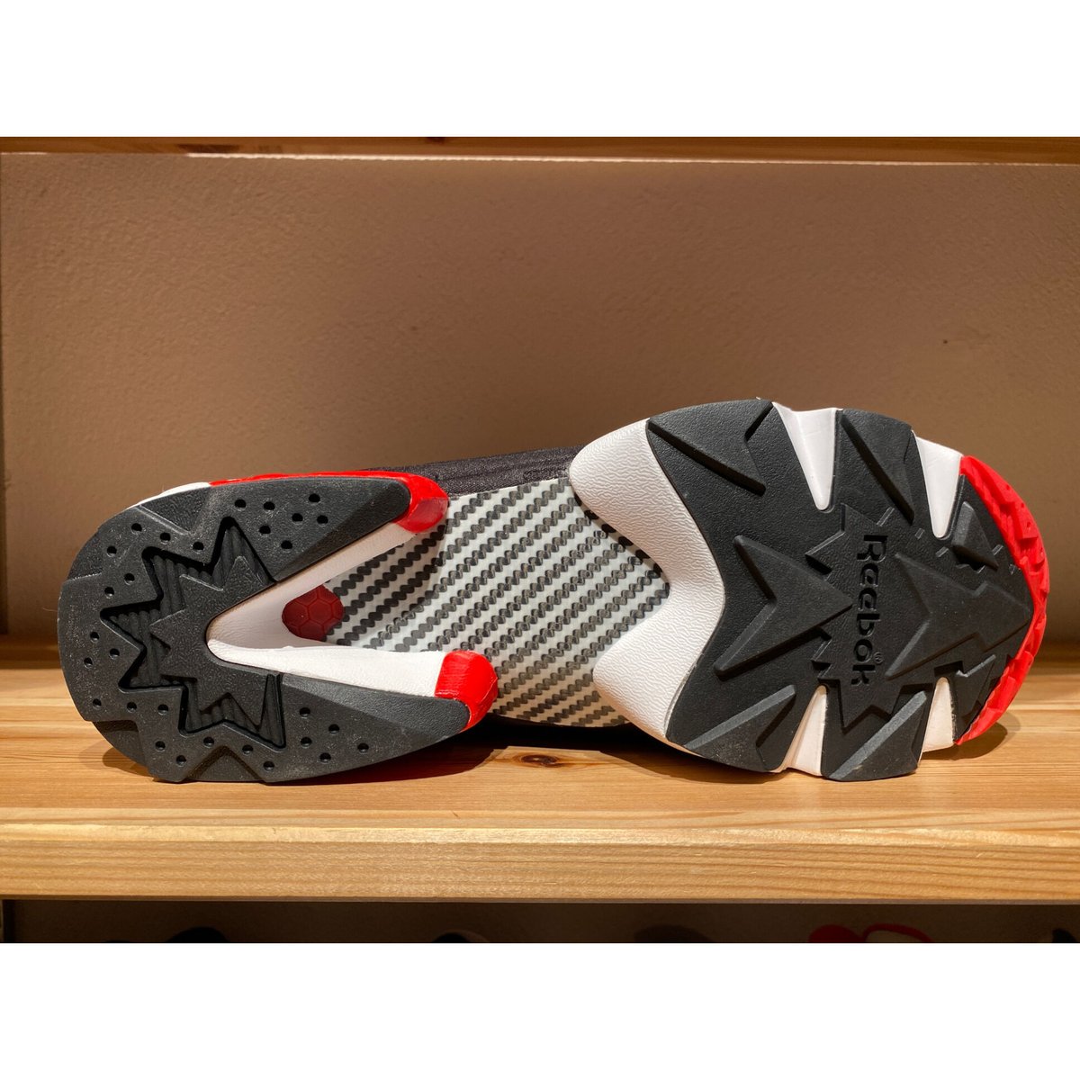 ☆香港返還モデル - REEBOK INSTAPUMP FURY OG MU | 9H9H N ☆香港返還モデル - REEBOK INSTAPUMP FURY OG MU | 9H9H N