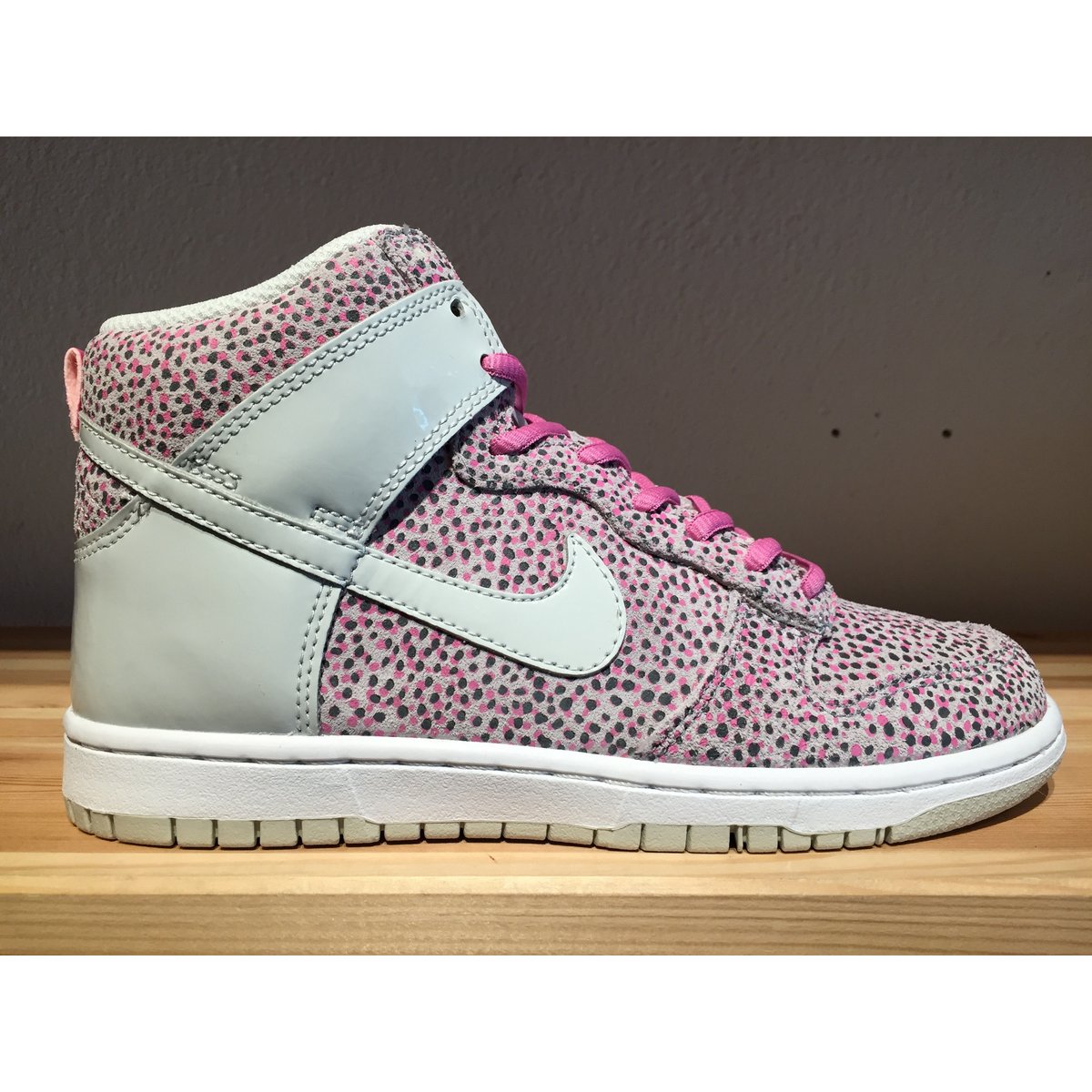 【新品タグ付き】NIKE WMNS DUNK HIGH SKINNY 24cm 楽天市場】y□【24cm】ナイキ/NIKEダンク ハイ スキニーDUNK