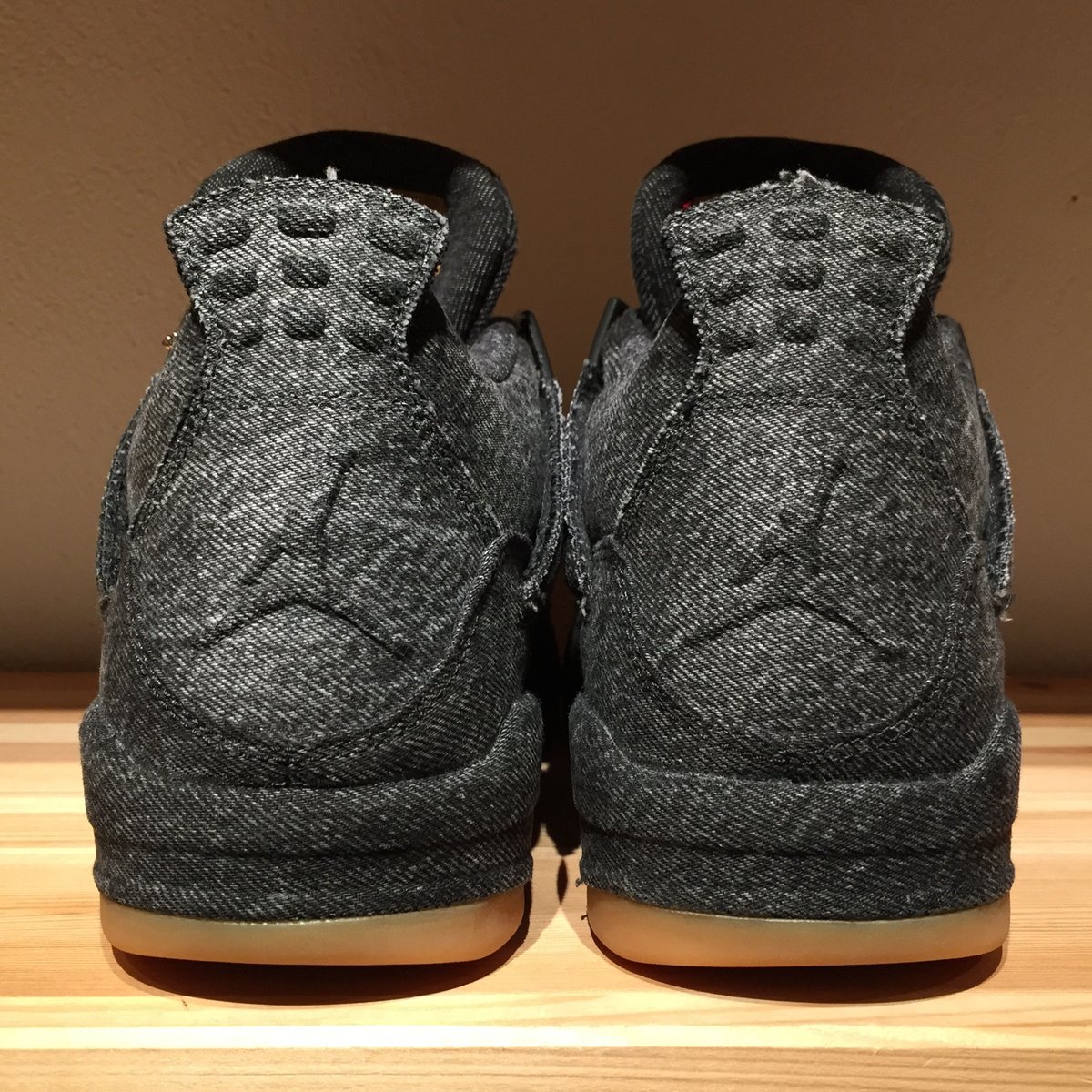☆LEVI'Sコラボ - NIKE AIR JORDAN 4 RETRO LEVIS NRG