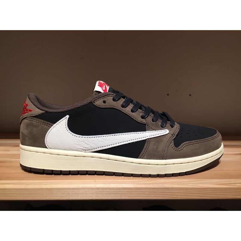 新品未使用　トラヴィススコット1 LOW Brown Travis Scott x Nike Air Jordan 1 Low OG SP “Velvet Brown”が