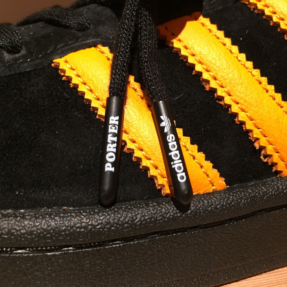 希少 ポーター adidasコラボ タンカー スタンスミスとのコラボ
