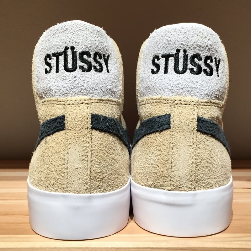 STUSSY NIKE SB ZOOM BLAZER MID QS 9H9H
