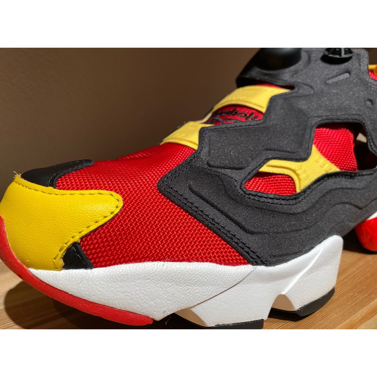 ☆香港返還モデル - REEBOK INSTAPUMP FURY OG MU | 9H9H N ☆香港返還モデル - REEBOK INSTAPUMP FURY OG MU | 9H9H N