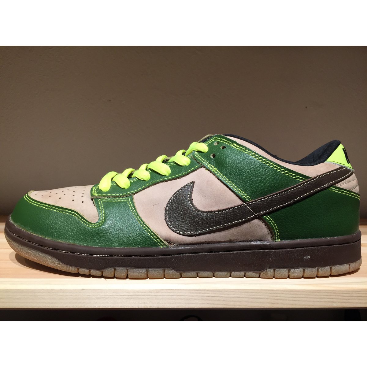 NIKE DUNK LOW PRO SB