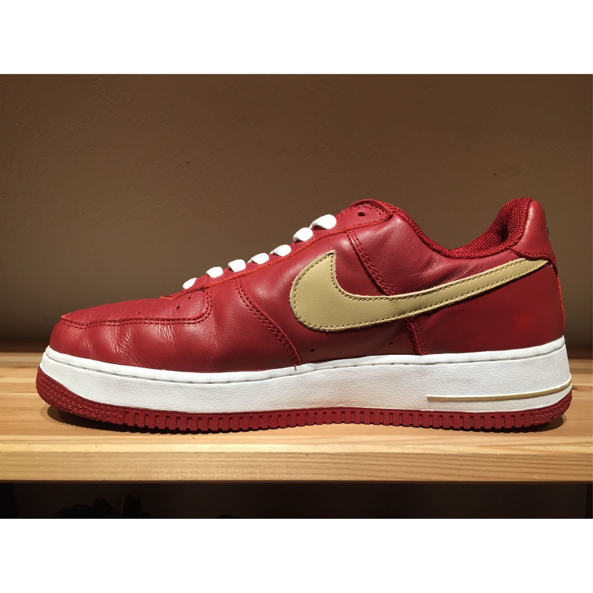 ☆LeBRON JAMES・CAVSモデル -【USED】NIKE AIR FORCE 1 |