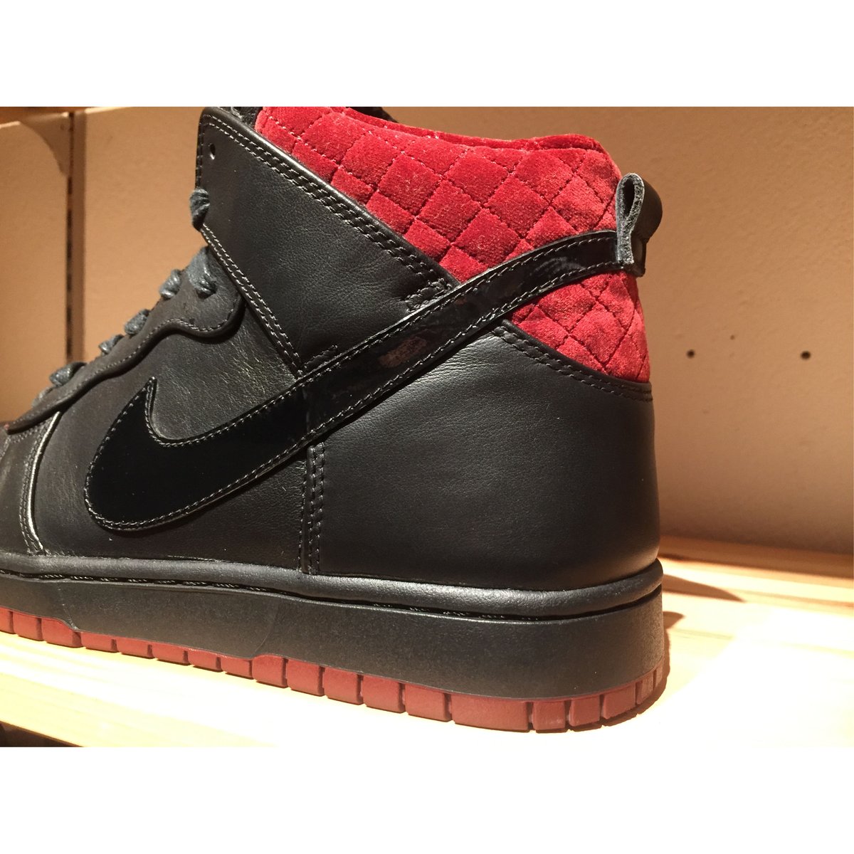 メンズ新品 NIKE DUNK CMFT PREMIUM VAMPIRE 27.5