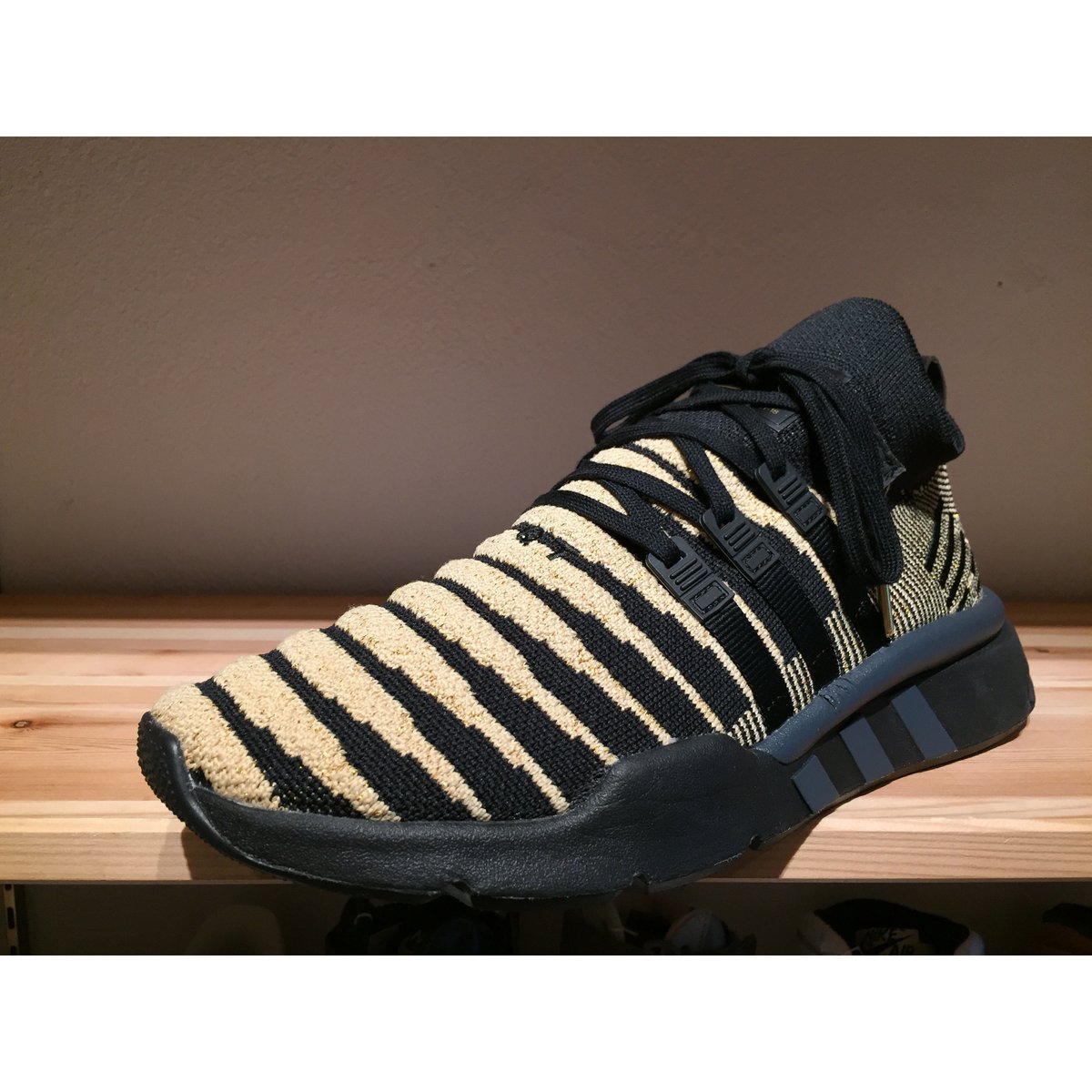 ☆DRAGON BALLコラボ -【USED】ADIDAS EQT SUPPORT MID D