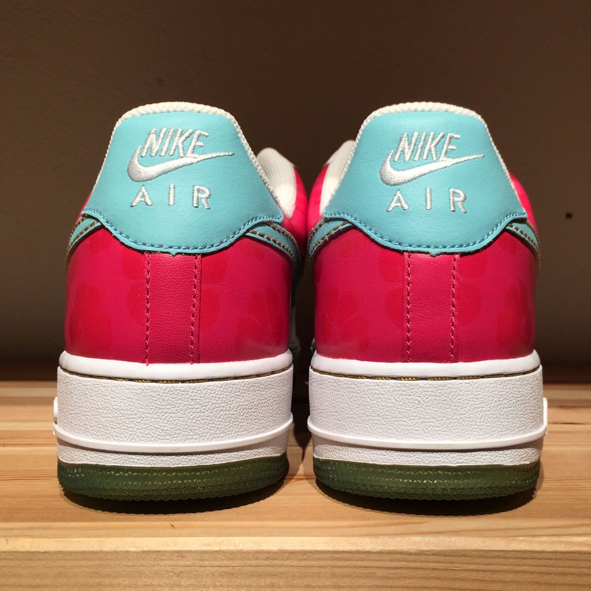 ☆FORCE 1 25周年モデル - NIKE AIR FORCE 1 