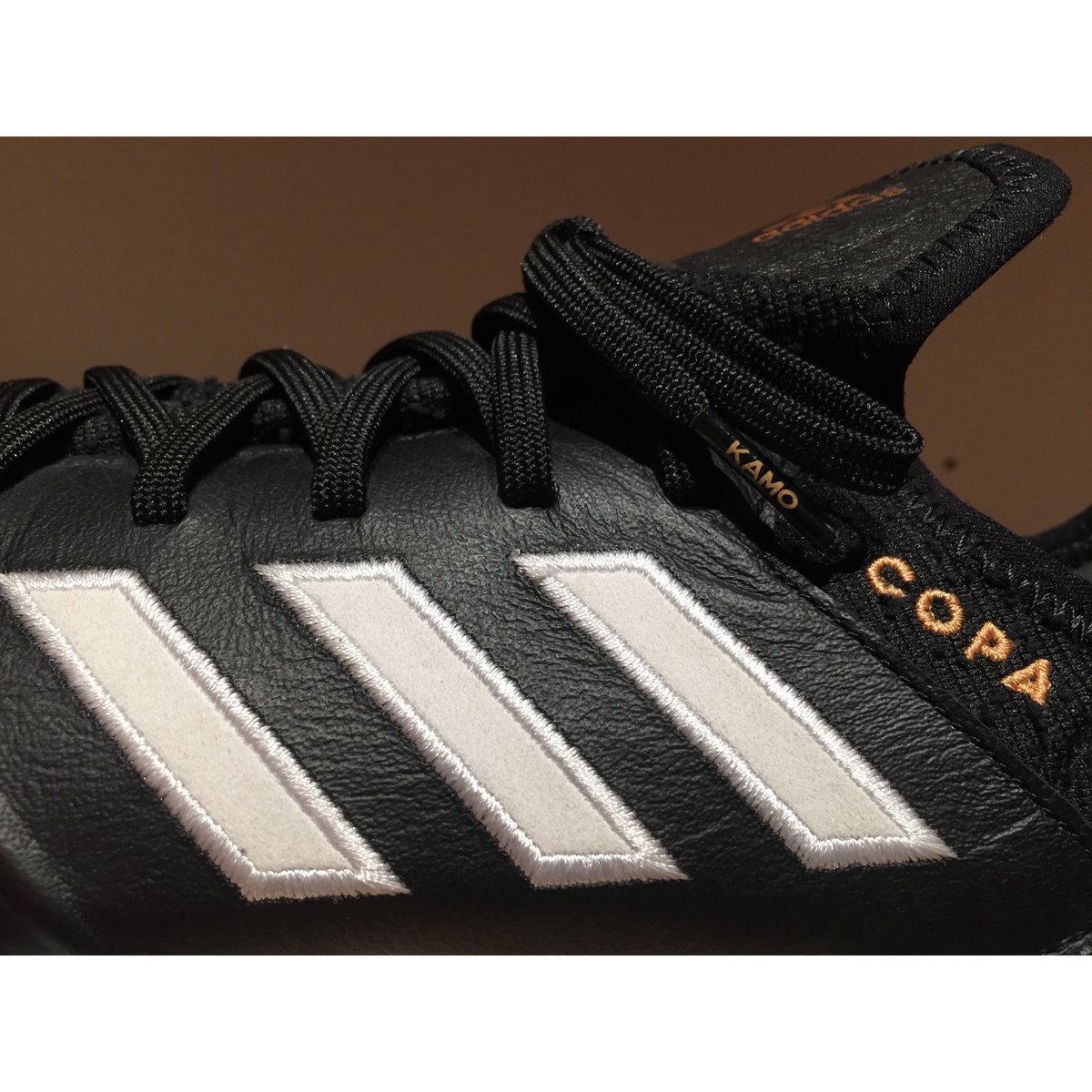 ☆世界80足限定・サッカーショップKAMOコラボ -【USED】ADIDAS