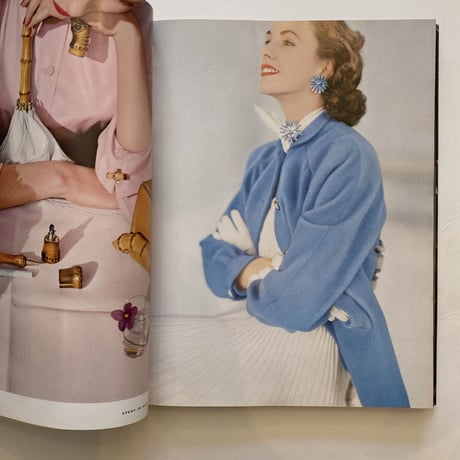THE ART AND TECHNIQUE OF COLOR PHOTOGRAPHY