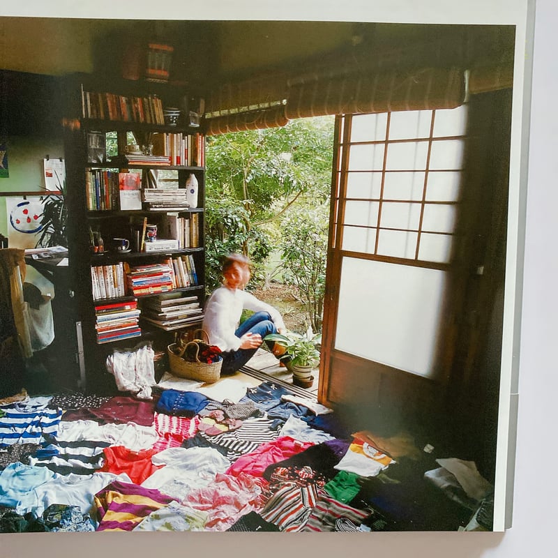 サイン本)HAPPY VICTIMS by Kyoichi Tsuzuki | BOOKNERD