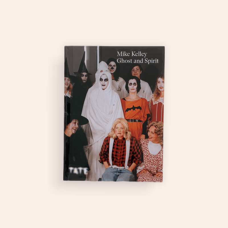ジ*1様 Mike Kelley Ghost and Spirit Amazon.co.jp: Mike Kelley: Ghost and Spirit : Wood, Catherine