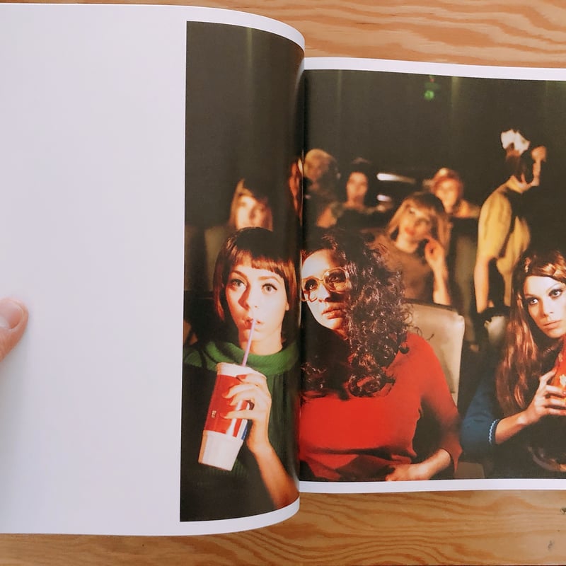 完売品！写真家『アレックス・プレガー Alex Prager』希少写真集！新品！ 完売品！写真家『アレックス・プレガー Alex Prager』希少写真集！新品