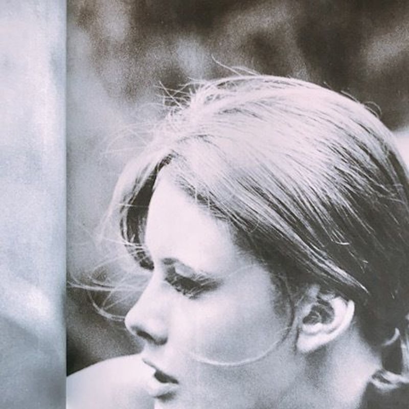 SAM HASKINS 「FIVE GIRLS 」写真集- SAM HASKINS 「FIVE GIRLS 」写真集-