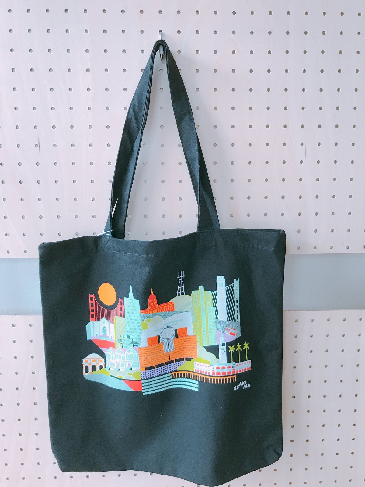 ꫛꫀꪝ✧‧˚ ニューヨーク限定•MoMA•ニューヨーク近代美術館•トートバッグ NY限定】MoMA トートバッグ MoMA ニューヨーク近代美術館 限定トート