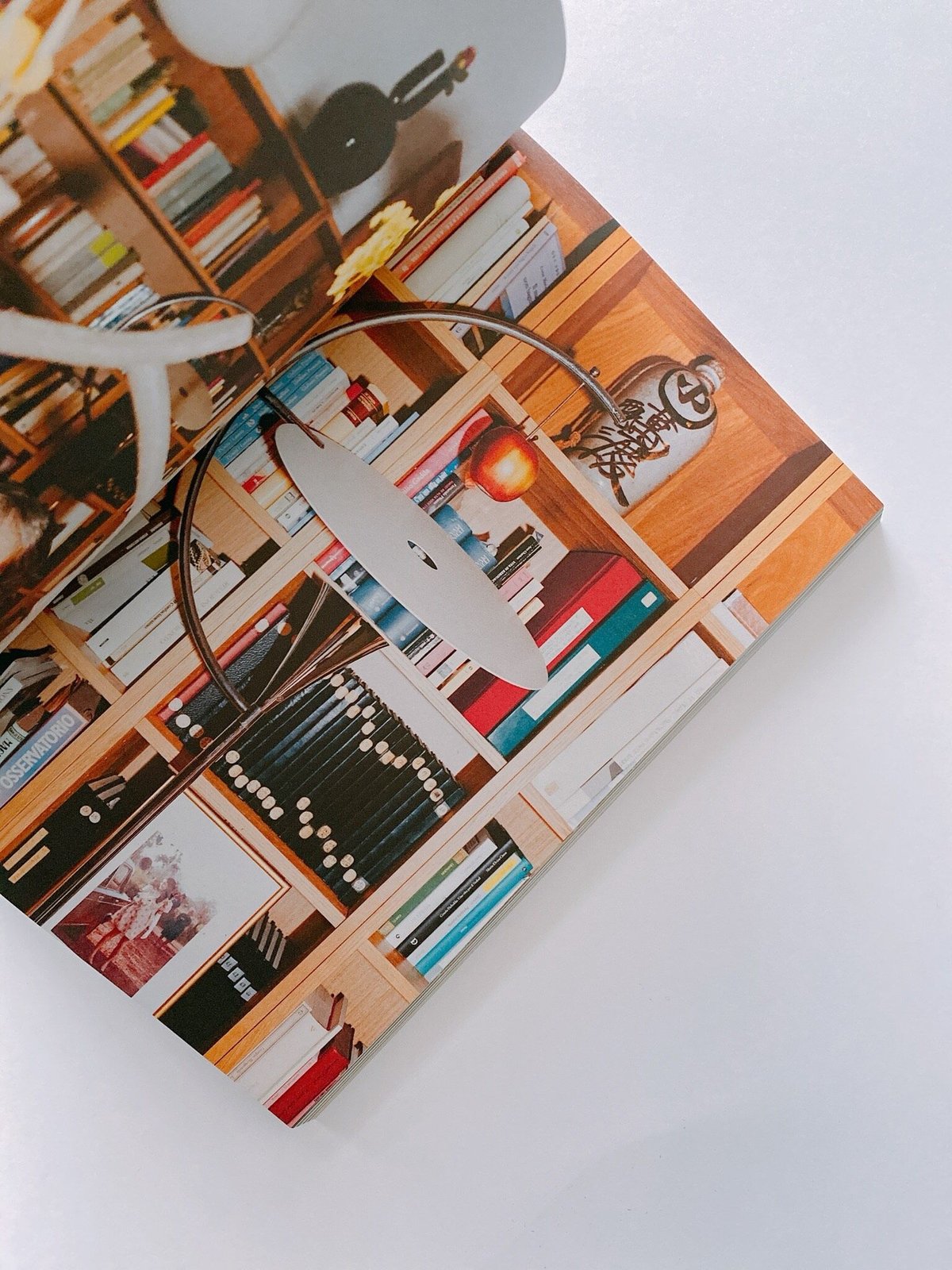 ポストカード付‼️ 第26号「Apartamento Magazine 26」 APARTAMENTO ISSUE #26 Autumn/Winter 2020-21 – twelvebooks