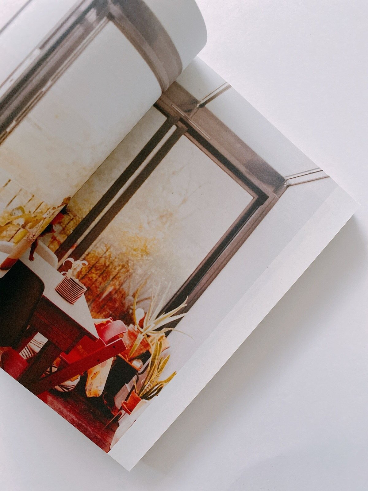 APARTAMENTO ISSUE #26 Autumn/Winter 2020-21 | B