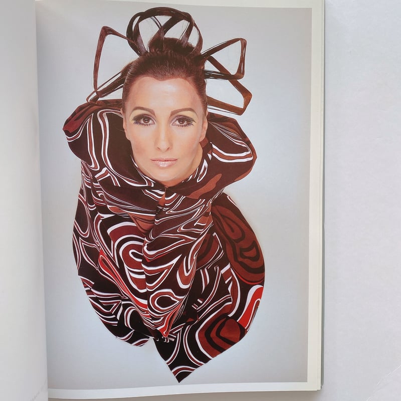 HIRO PHOTOGRAPHS | BOOKNERD