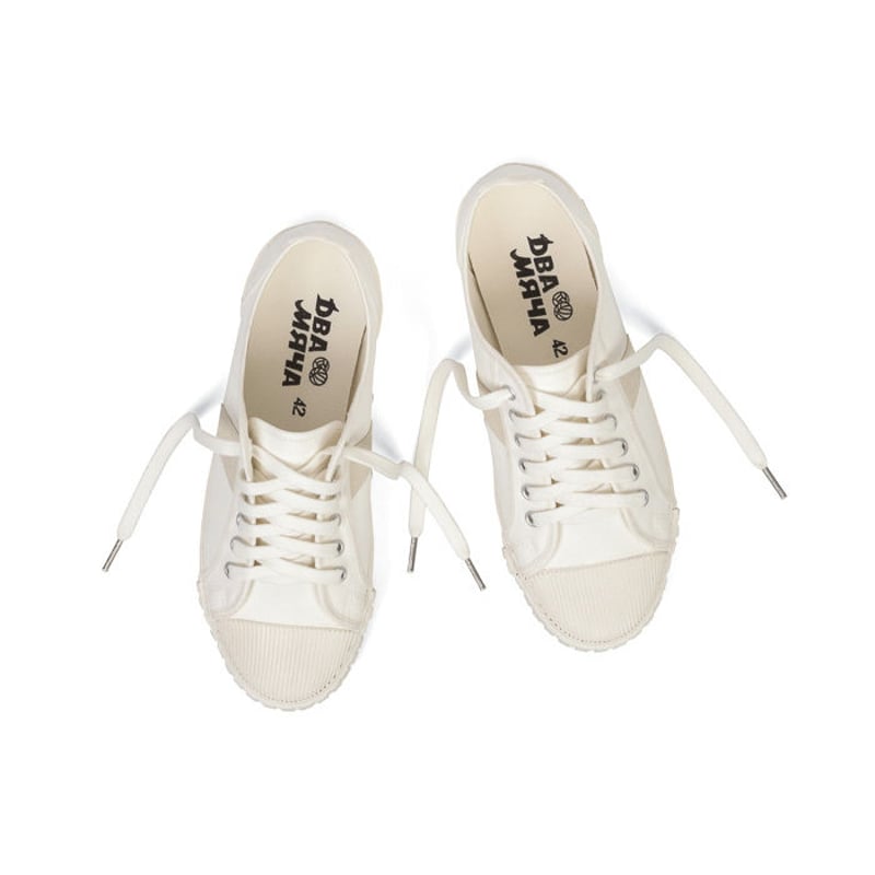 DVA MYACHA / 1976-08 (WHITE / WHITE) | Grand Ce