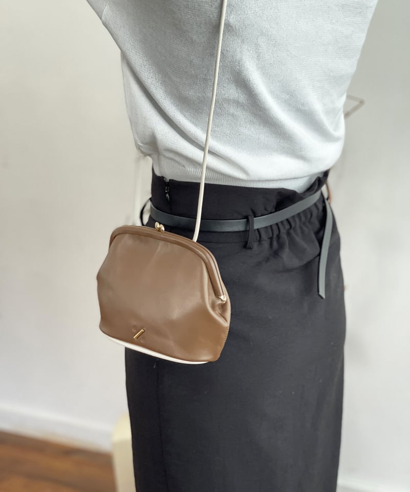 Rb-22102】Rb ２tone 横長ガマ口Wallet Shoulder | BEAUR...