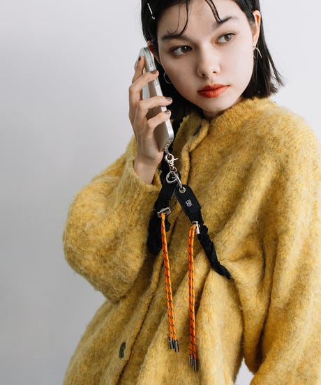 【B-24003】BEAURE　ナイロン ギャザーモバイルストラップショルダー