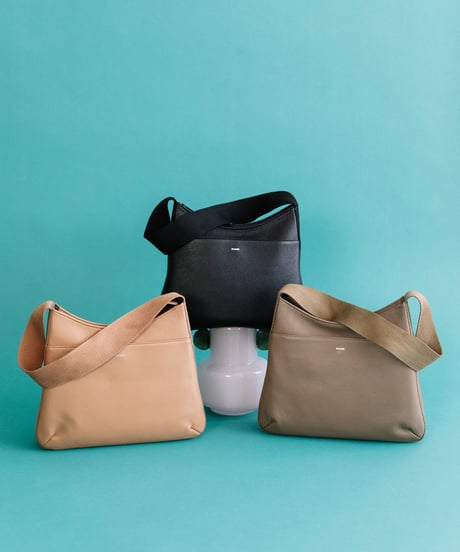 【B-25336】BEAURE One ショルダー Flat Bag