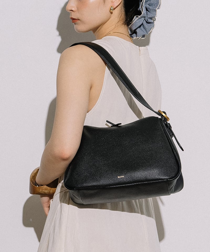 B-25327】BEAURE Design Buckle ショルダー Bag | BEAUR