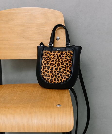 【B-25346】BEAURE Calf Hair Combination Pocket トート Bag