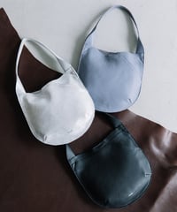 【B-24400】BEAURE スラントポケット ワンハンドルショルダー
