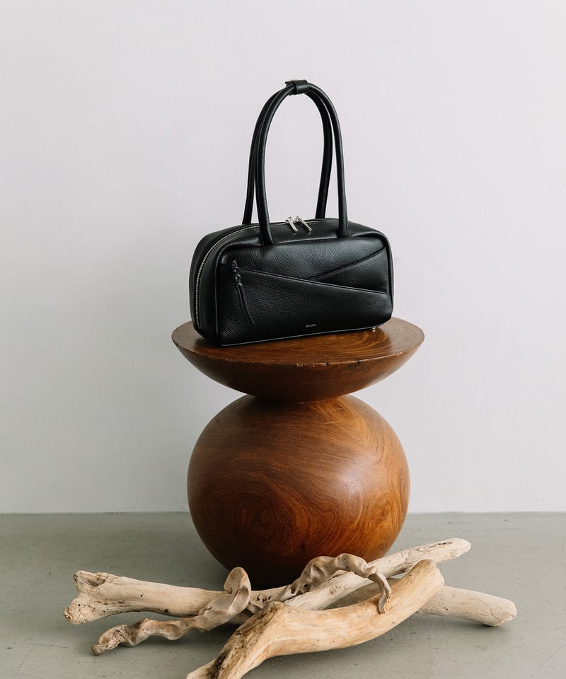 B-25021】BEAURE カウレザー スラントポケット ボストン | BEAURE OF