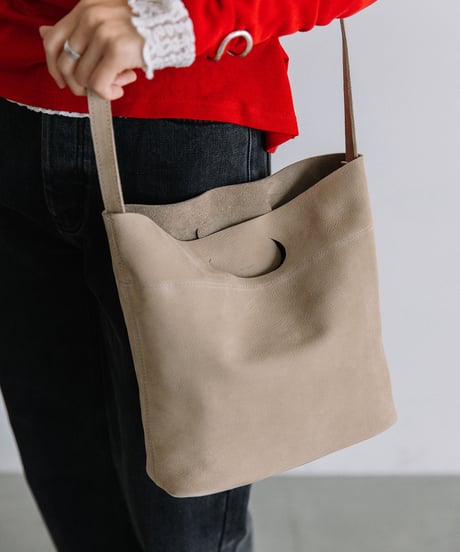 【B-26223】BEAURE ヌバック 2WAY ショルダー Bag