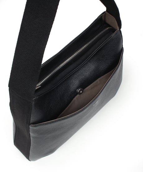 【B-25336】BEAURE One ショルダー Flat Bag