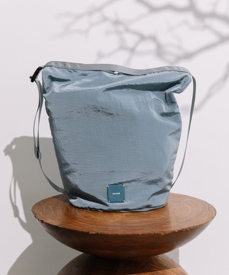 【B-25242】BEAURE 軽量 ナイロン 2Way Bucket Bag
