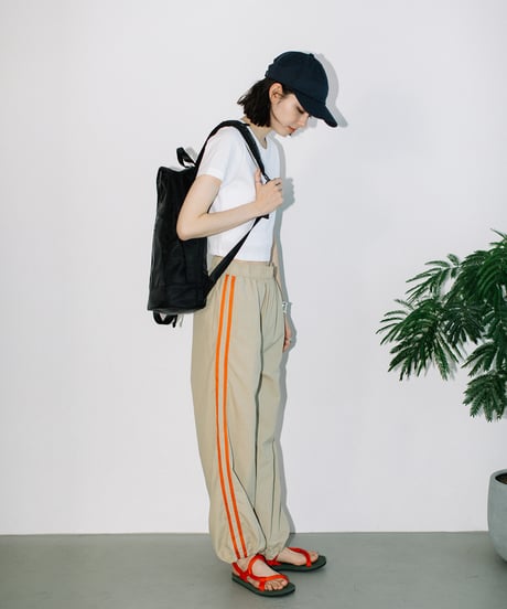 【B-23455】BEAURE  2room構造 万能ナイロンリュック