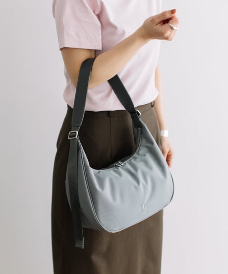 【B-25231】BEAURE Water Repellent ショルダー Bag