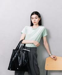 【B-24053】BEAURE ロゴ刺繍入りワッシャーメタリックトート