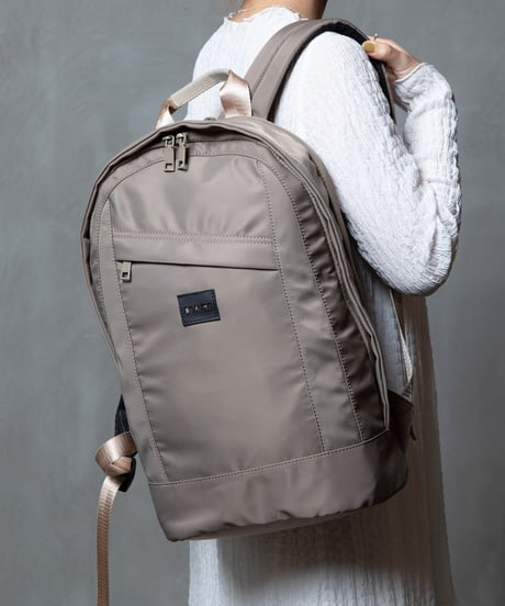 【B-23455】BEAURE  2room構造 万能ナイロンリュック