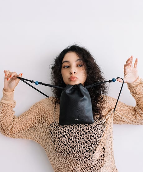 【B-25038】BEAURE カウレザー ナチュラスストーン ドローストリング BAG