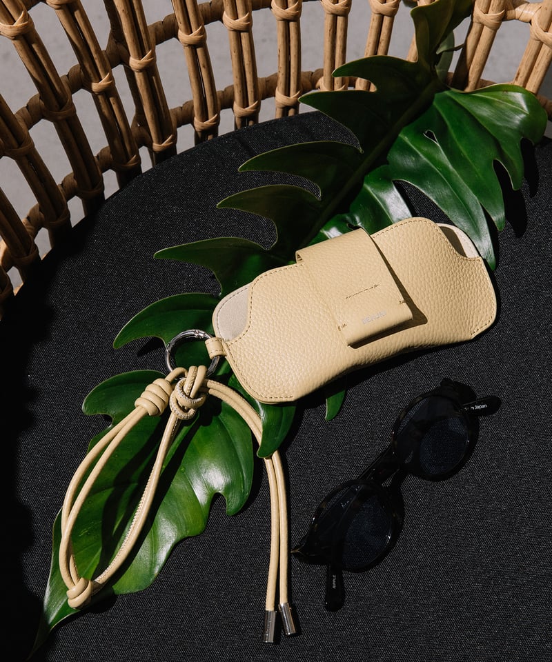 B-26112】BEAURE レザー サングラス ケース | BEAURE OFFICIAL