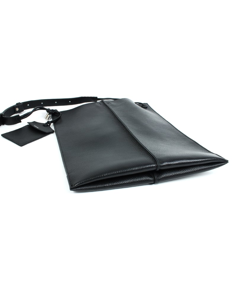 B-24233】BEAURE カウレザー パスケース付き 薄マチ A4 ショルダー