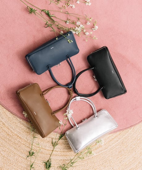 【B-25419】BEAURE 横長 ブガッティ型 2Way ショルダー Bag