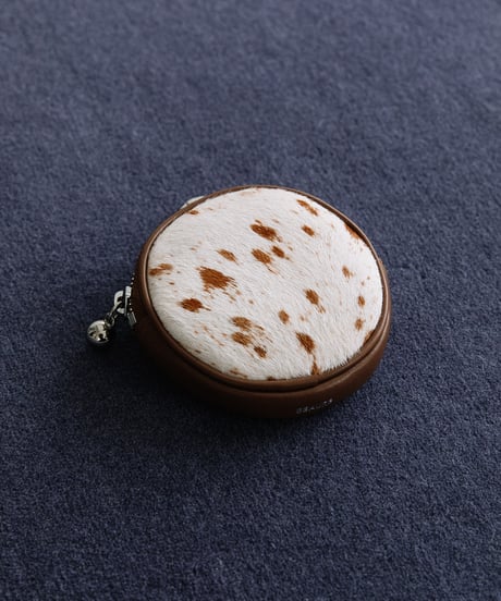 【B-25300】BEAURE Calf Hair Round マルチケース